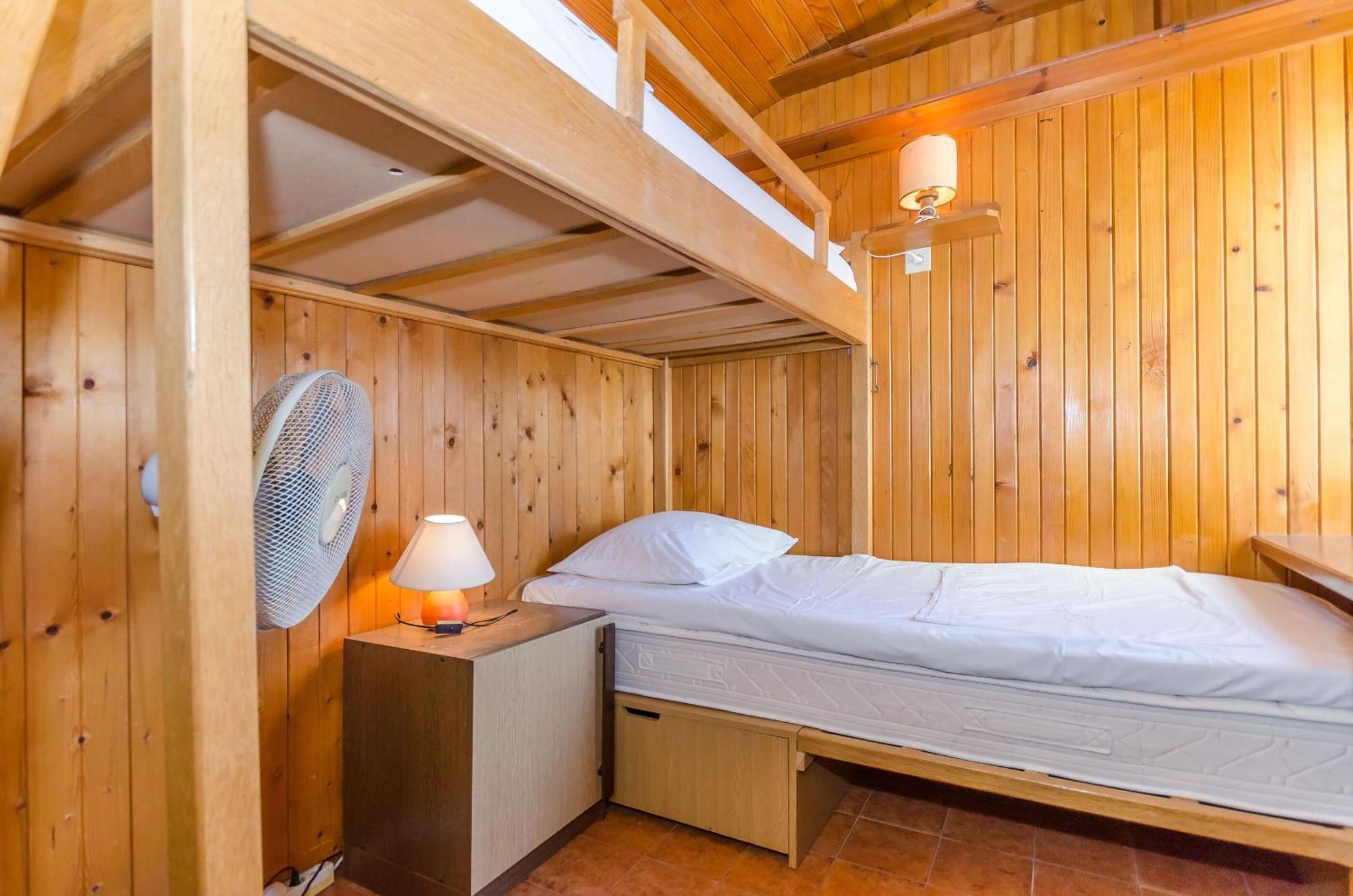 Apartments And Rooms Darinka Врбоска Екстериор снимка
